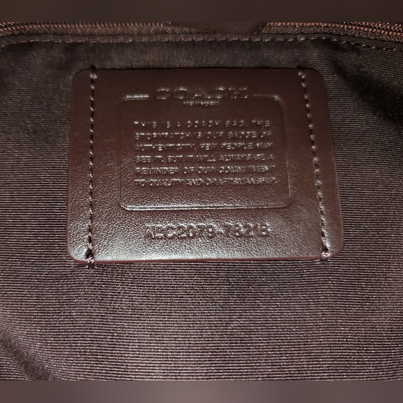 Retail Refined Leather Chain Coach Tote - Picture 5 of 8